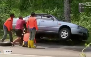网吧恶搞对白视频，网吧搞笑视频sb250
