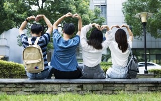 同学情景短剧台词，同学情景短剧台词大全